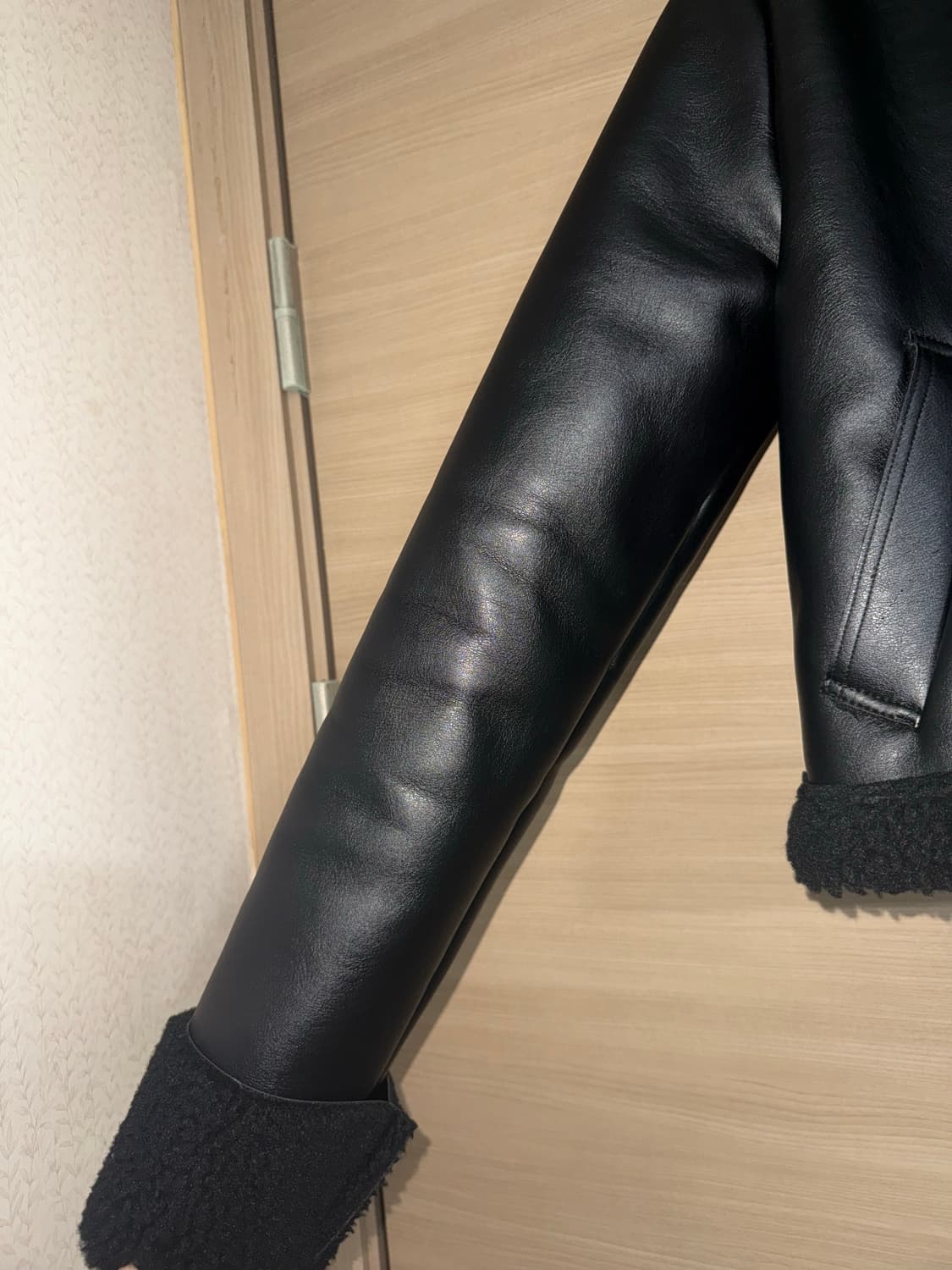 카키포인트 무스탕 상품이미지2