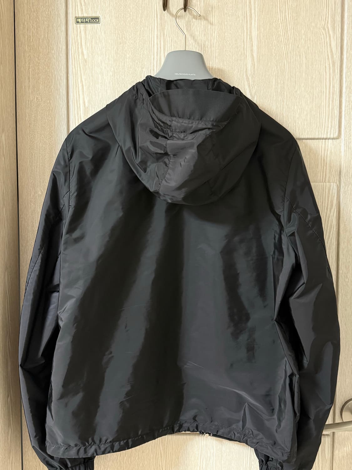 25ss 프라다 바람막이 52. (백화점 구매제품) 상품이미지3