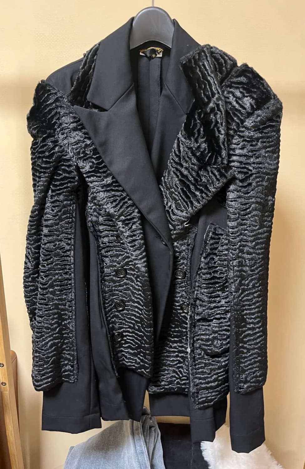 꼼데가르송 벨벳 해체 컷팅 자켓 상품이미지2