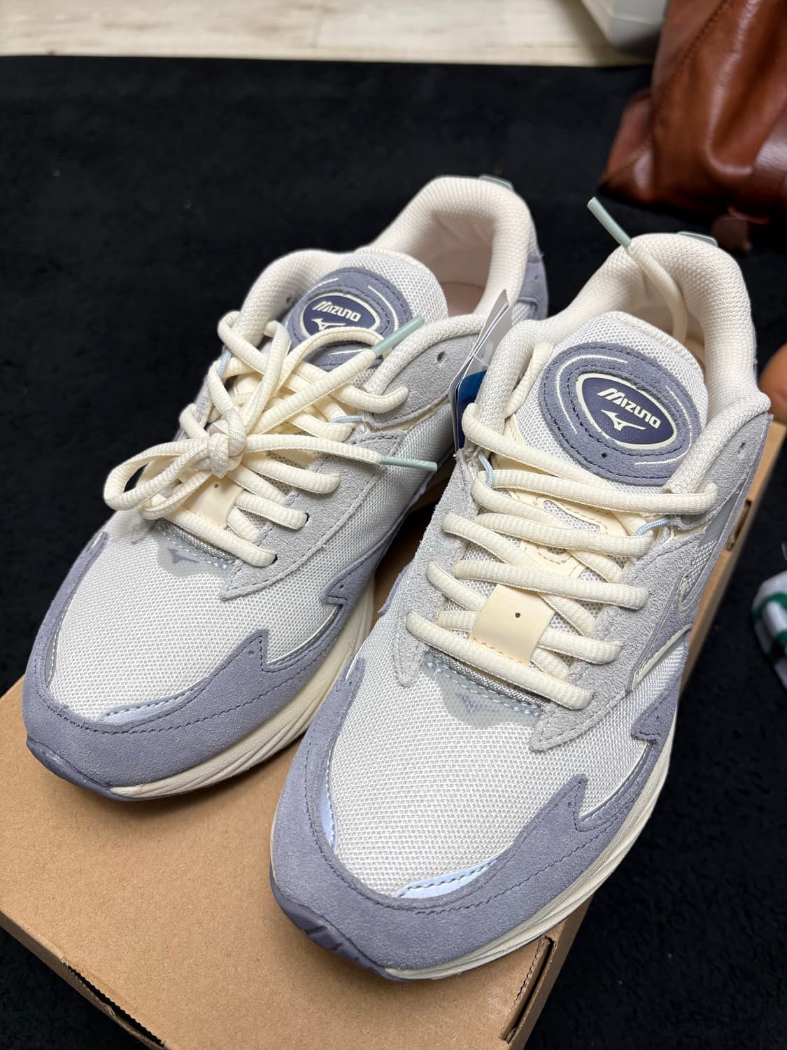 미즈노 웨이브 라이더 240 신상품 상품이미지2