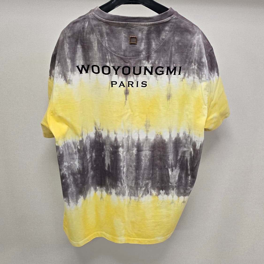 우영미 타이다이 백로고 반팔 티셔츠 48사이즈 판매 상품이미지1