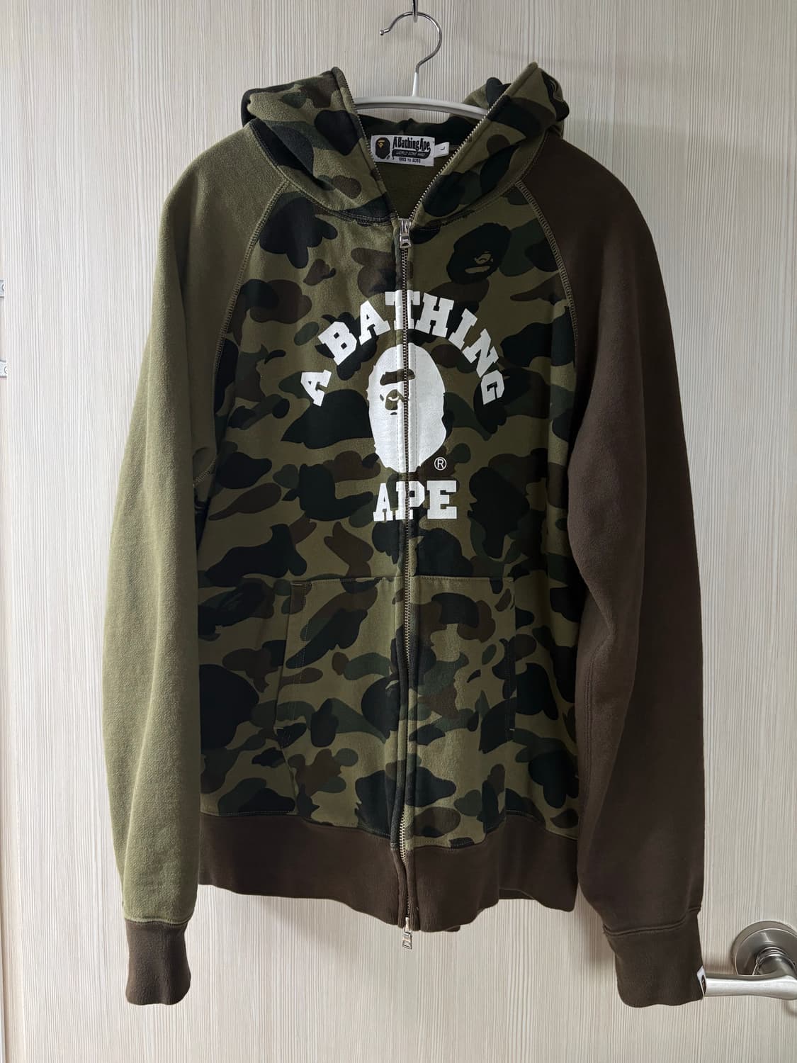 베이프 퍼스트 카모 크레이지 컬리지 풀 집업 후드 상품이미지1