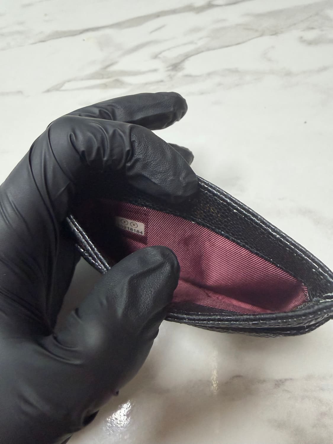 샤넬 클래식 캐비어 카드홀더 금장 팝니다 상품이미지3