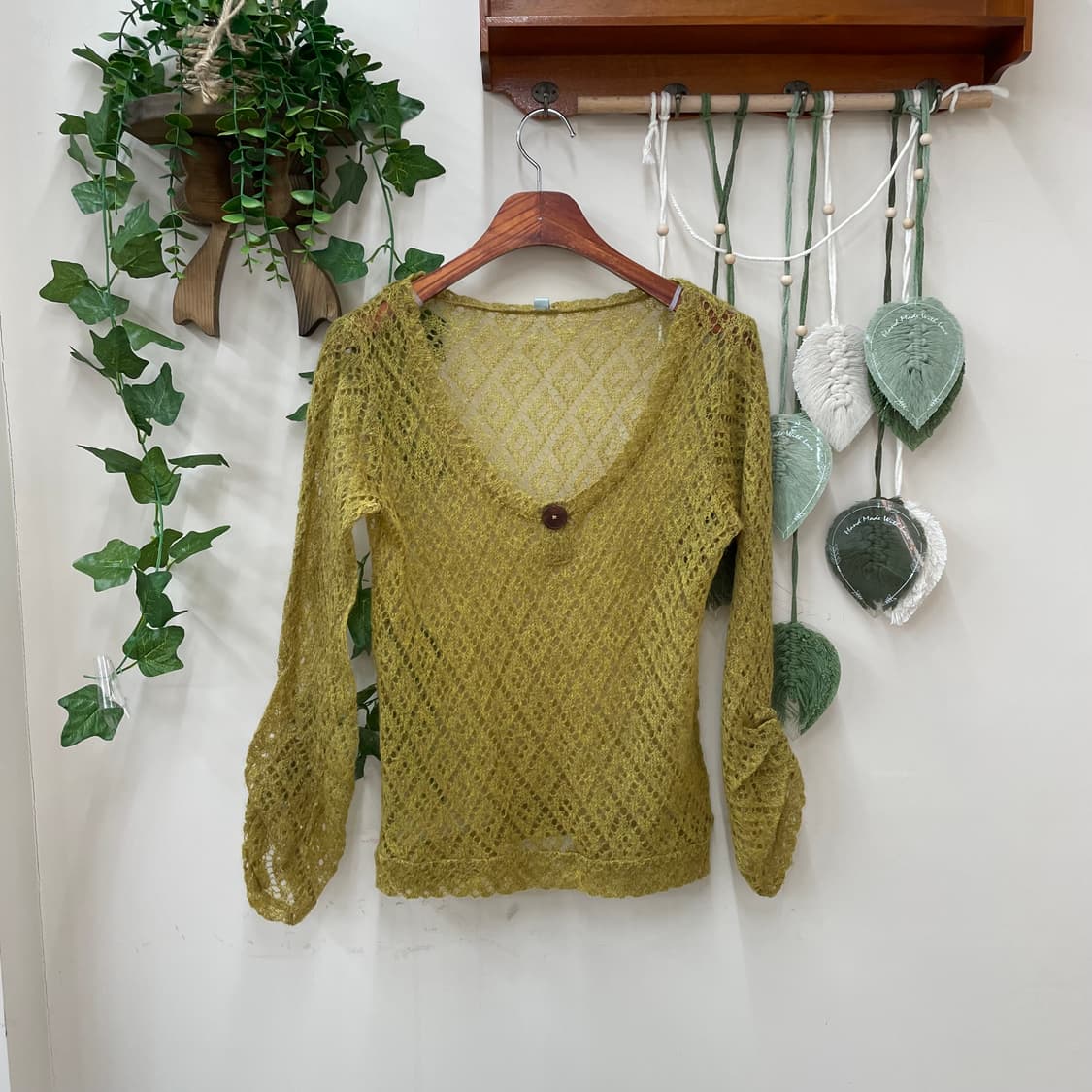 겨자 소매 아일릿 그물 니트  상품이미지1