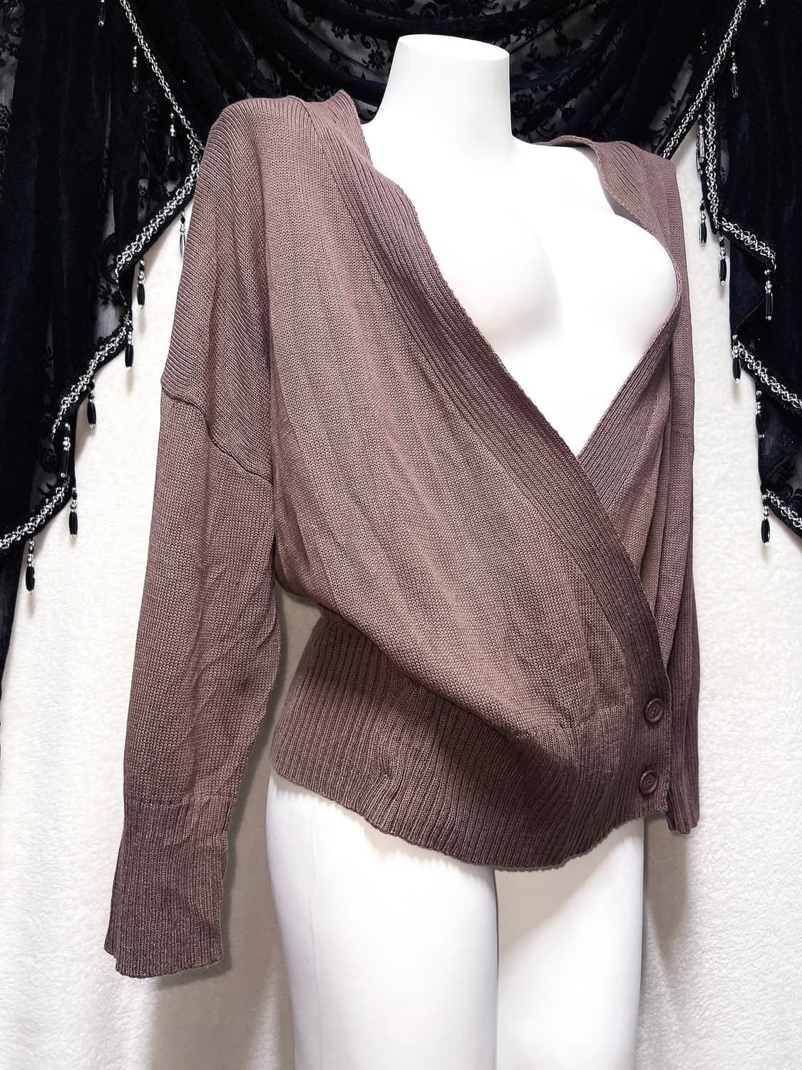 라떼갸루 빈티지 브라운 드레이프 브이넥 니트가디건 하구미 하치 오리엔탈 상품이미지3