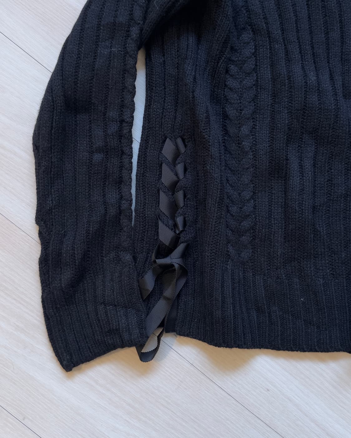 [CHILLE ANAP] Side Lace-up Knit 상품이미지2