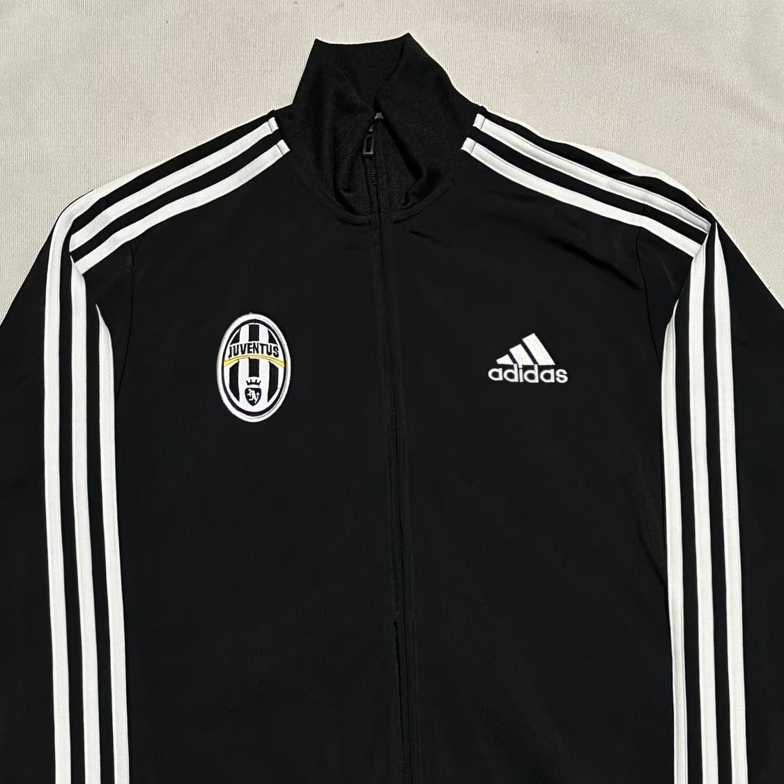 M 아디다스 유벤투스 블랙 트랙탑 상품이미지1