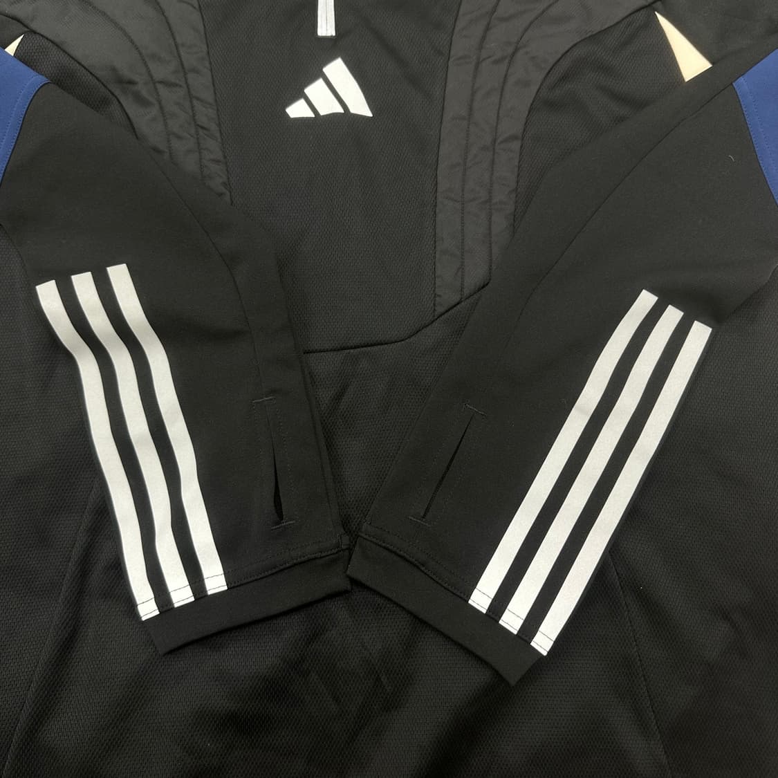 아디다스 티로23 윈터라이즈드 탑 상품이미지4