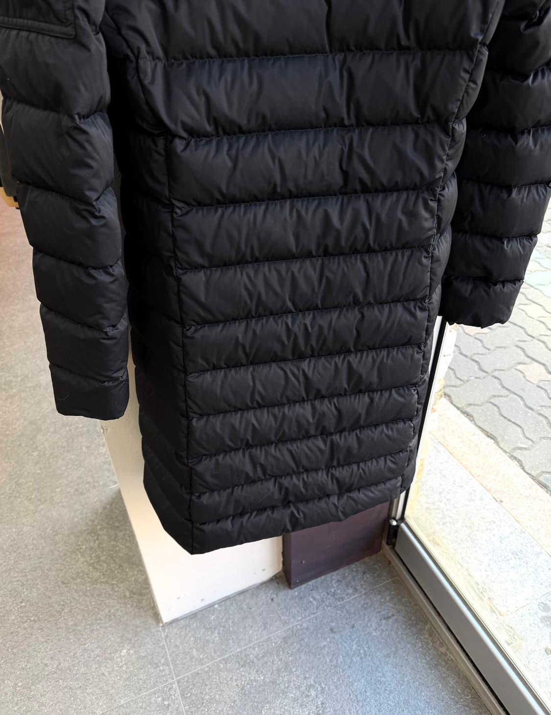 .1/ 몽클레어 모카 메트 구스다운 후디 롱패딩 상품이미지9