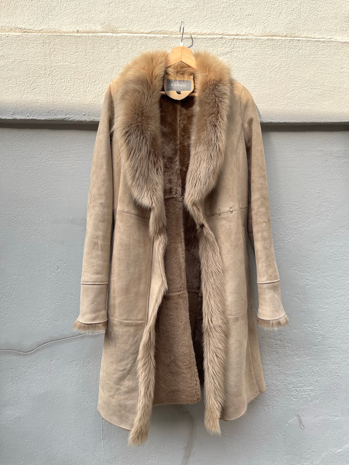 베이지 퍼 무스탕 롱코트 상품이미지4