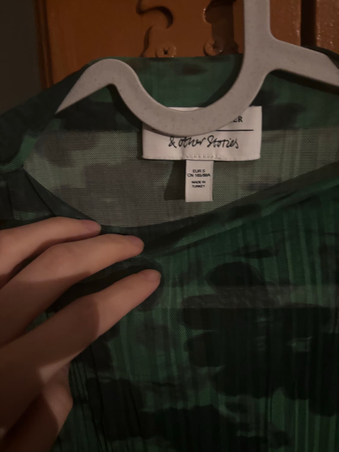 시스루 플리츠 탑 상품이미지2