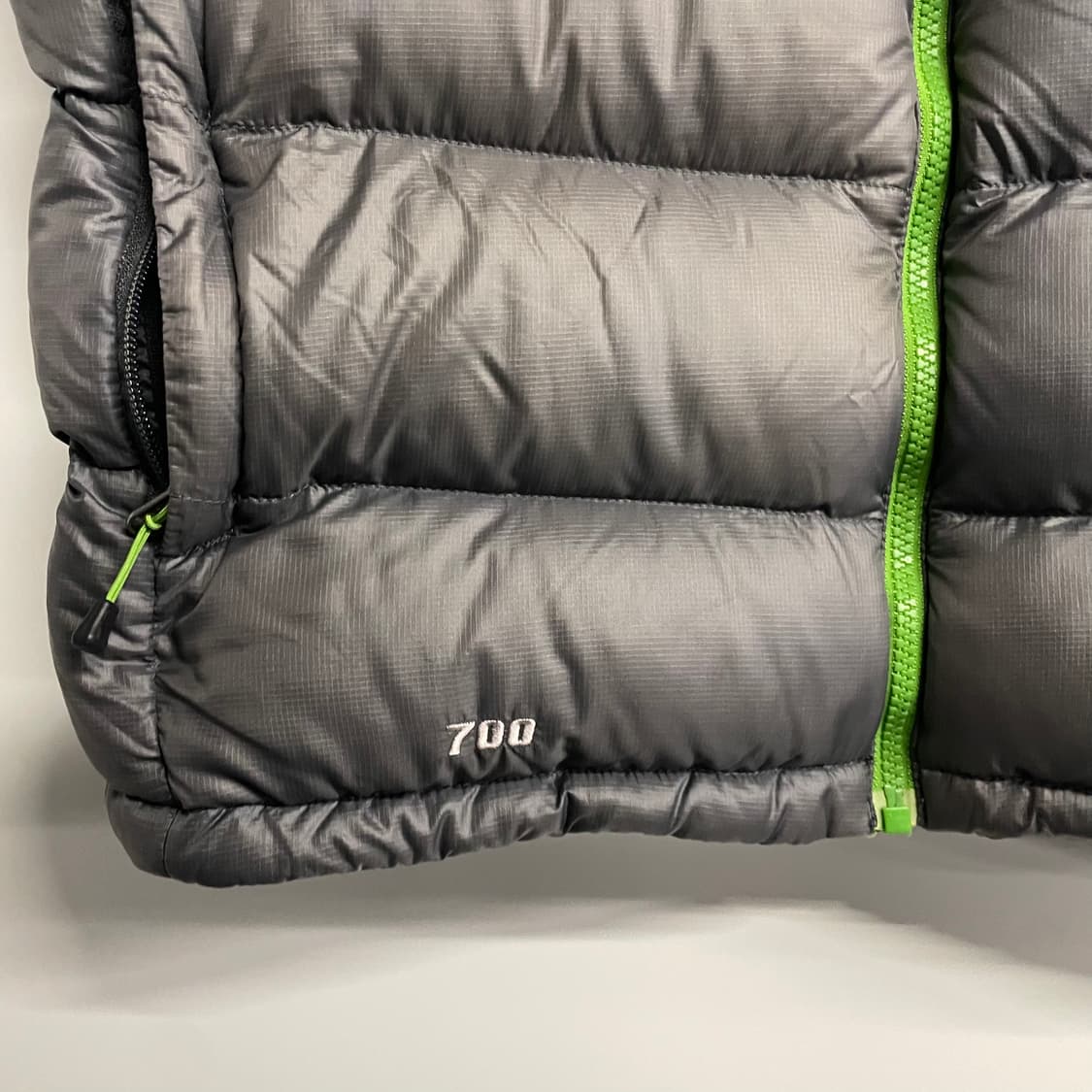 노스페이스 700 구스다운 패딩조끼 상품이미지4