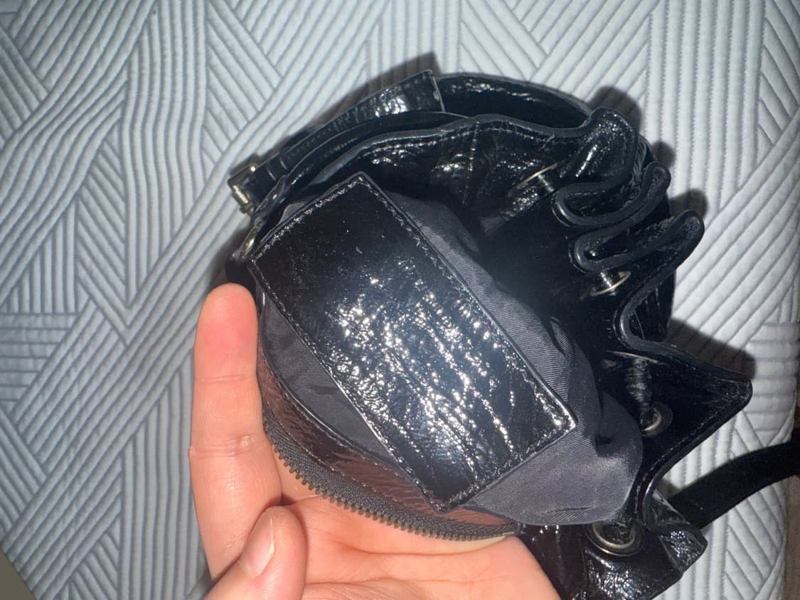 알렉산더왕 에나멜 디에고 버킷백 판매합니다 상품이미지3