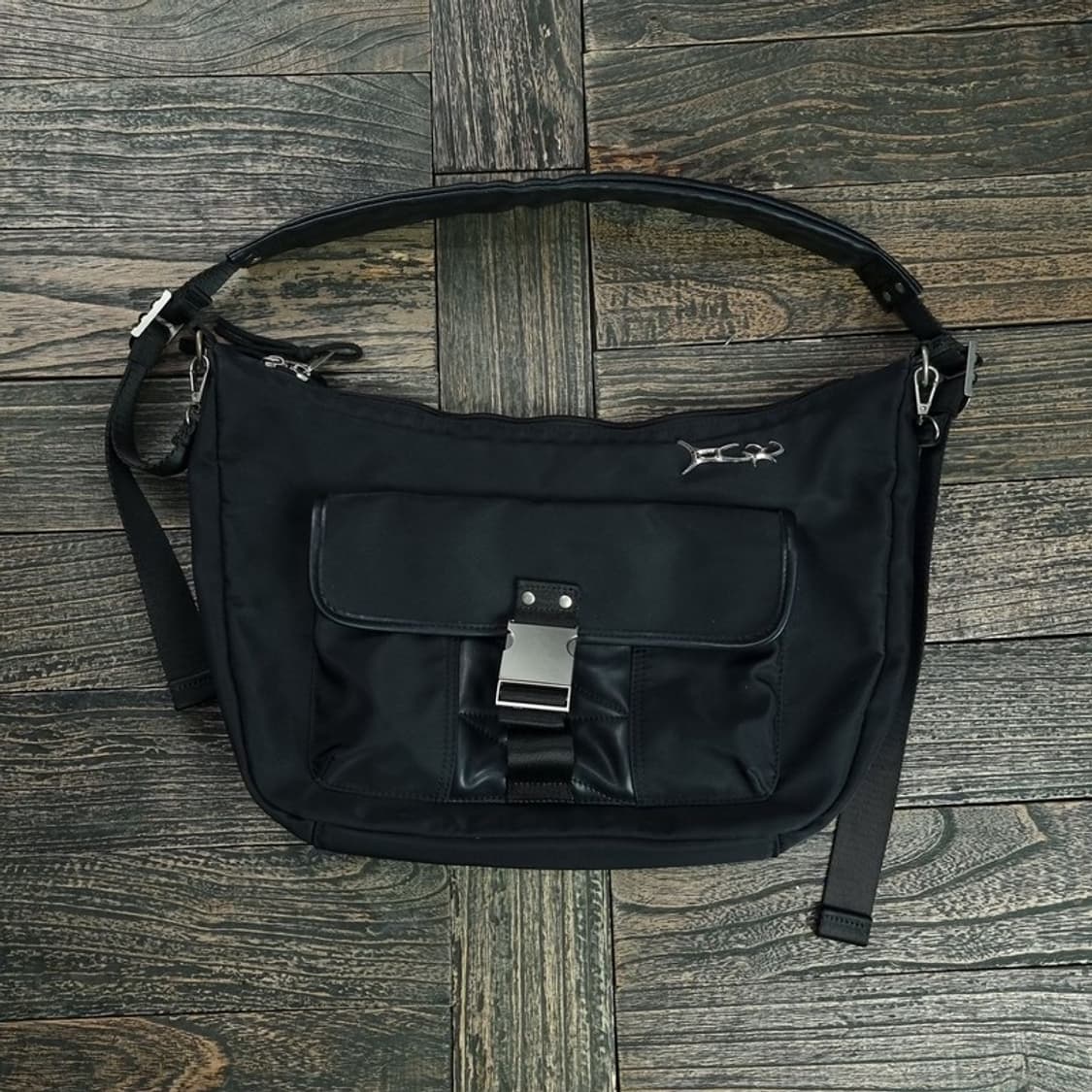 [메종미네드] 나일론 버클 투웨이 호보백 크로스백 블랙 M18876 상품이미지2