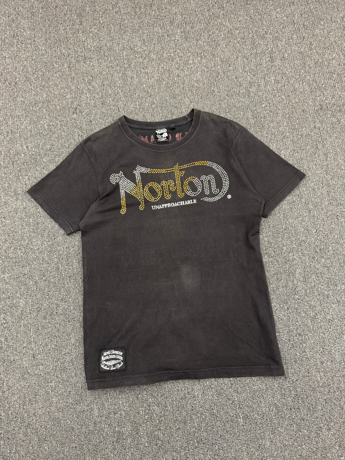 L)Norton 빈티지 자수 큐빅 로고 여성 반팔 티셔츠 상품이미지1