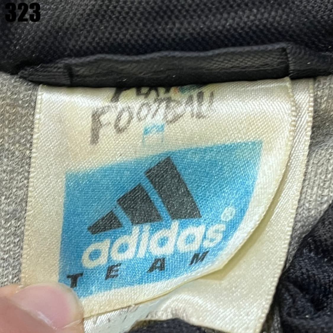 아디다스 블랙 바람막이 자켓  상품이미지2