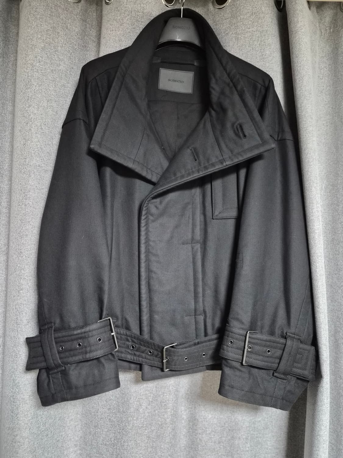 송지오옴므 컬렉션 하이넥 점퍼 팝니다 우영미 타임옴므 솔리드옴므 상품이미지4