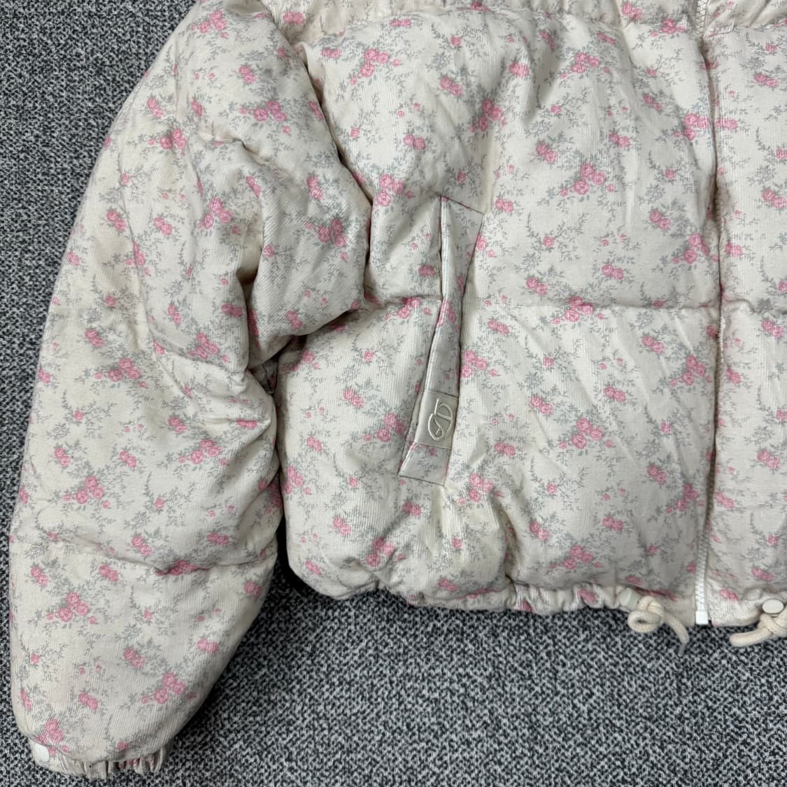 소프트서울 플라워 패턴 덕다운 숏패딩 상품이미지3