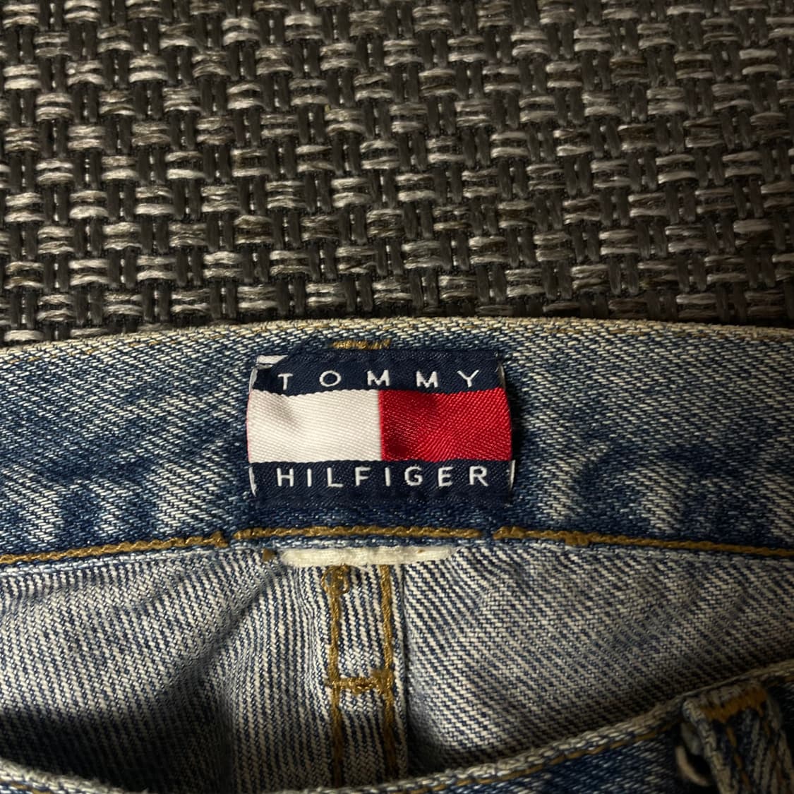 (34) 타미힐피거 자수로고 중청 데님 팬츠 상품이미지4