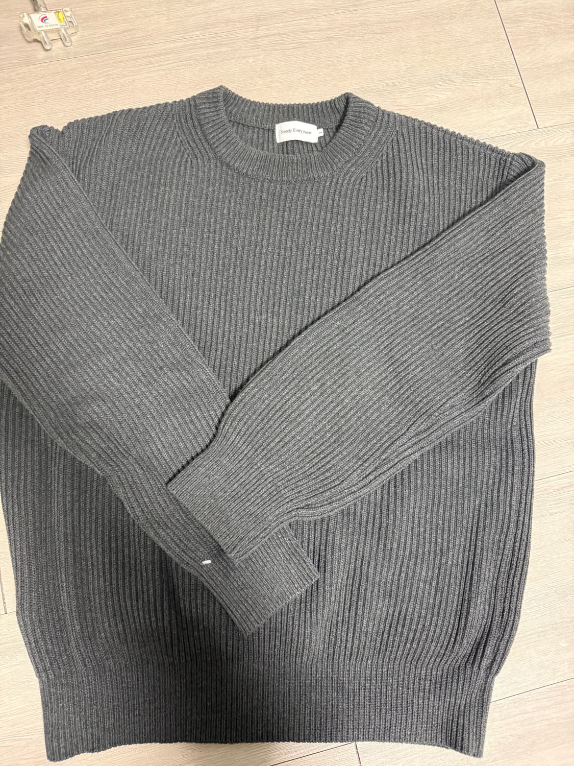 스테디에브리웨어 sew 크루넥 코튼 립 니트(다크 그레이 멜란지) 상품이미지3