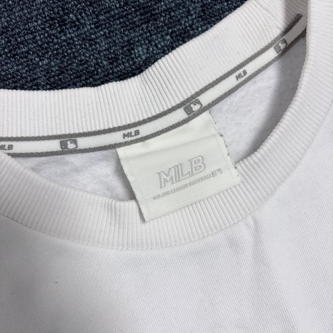 MLB 뉴욕양키스 맨투맨 상품이미지4