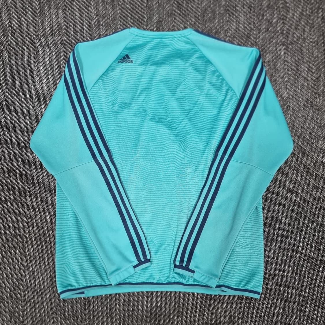 아디다스 첼시 챔피언스리그 긴팔 트레이닝 상품이미지2