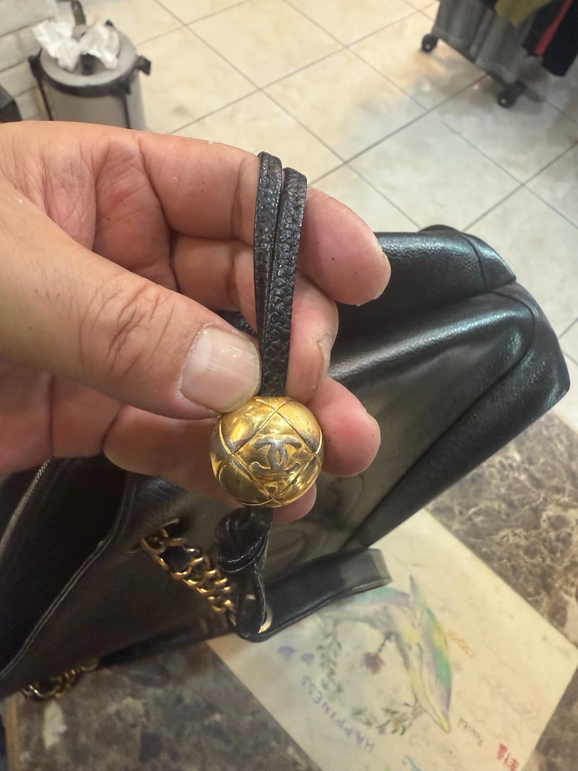 정품 샤넬 캐비어 스킨 체인 숄더백 팝니다 상품이미지10