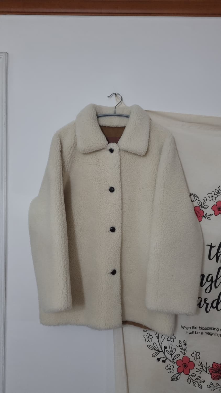 ORE(오어) huggy shearing coat 상품이미지2