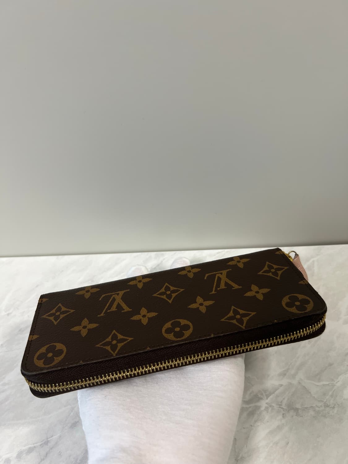 루이비통 모노그램 클레망스 지퍼 장지갑 상품이미지8