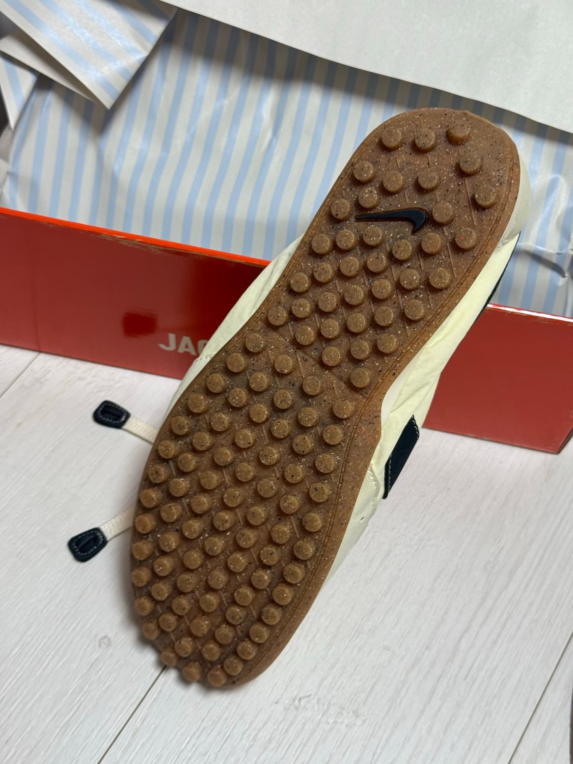 Nike x Jacquemus Moon Shoe 45사이즈 상품이미지3