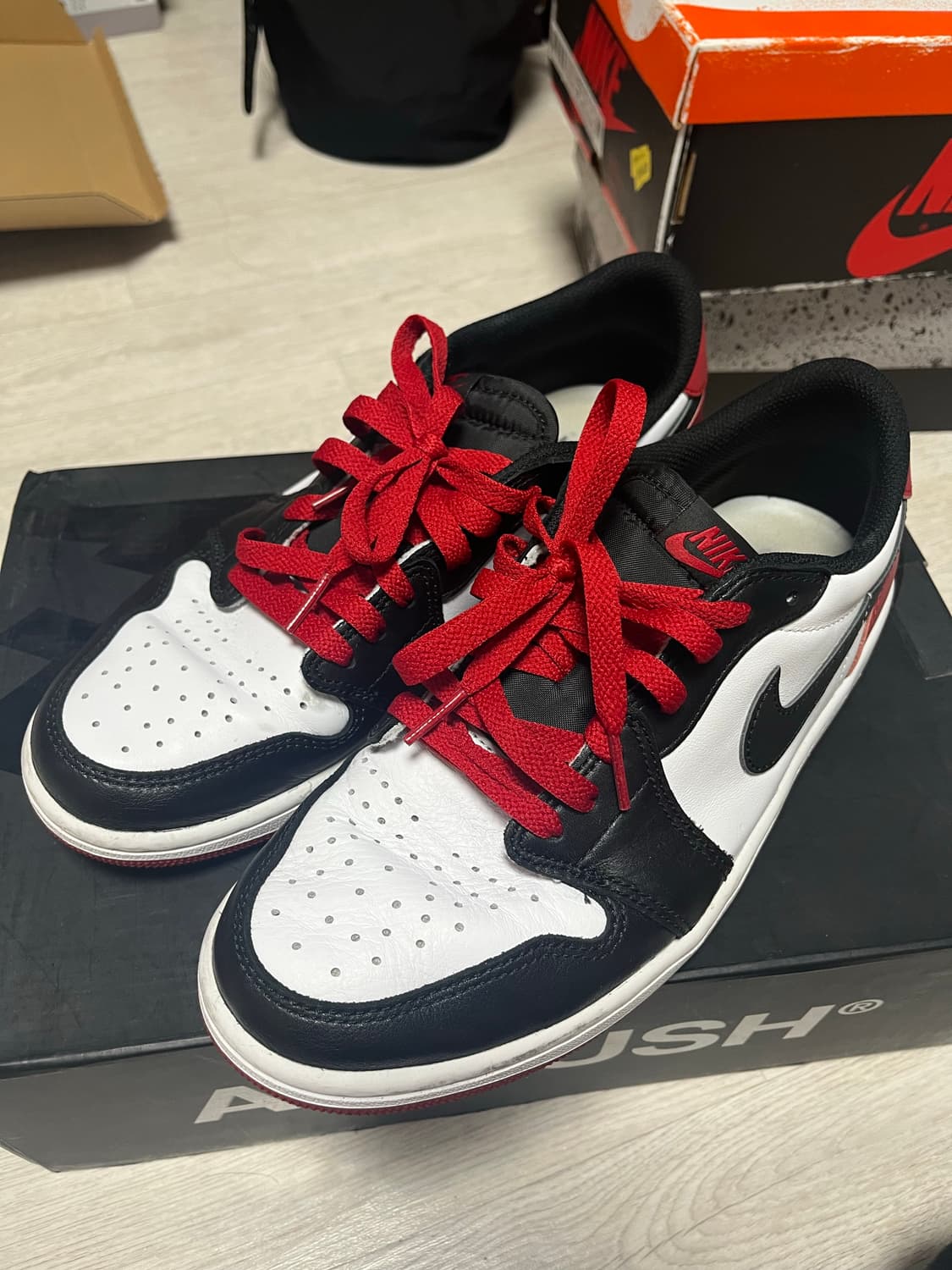 265)조던1 블랙토 로우 상품이미지1