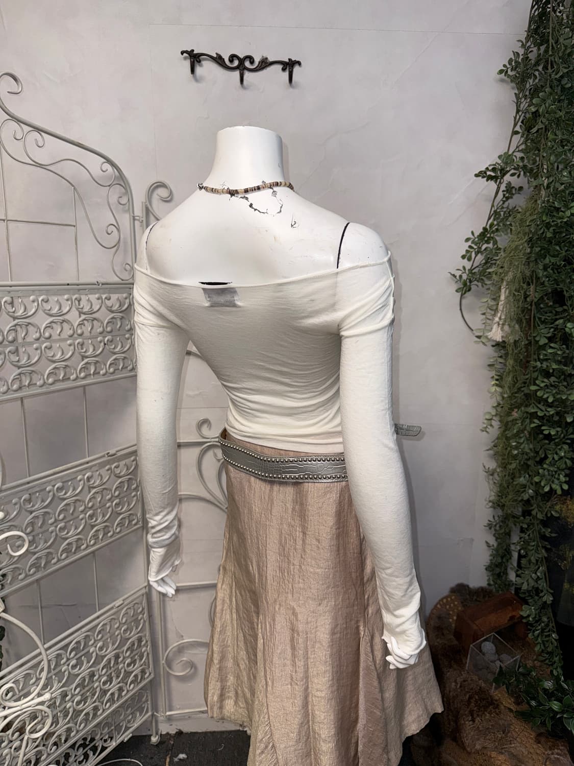 Gila Archive HEART WING SHEER 롱슬리브 상품이미지3