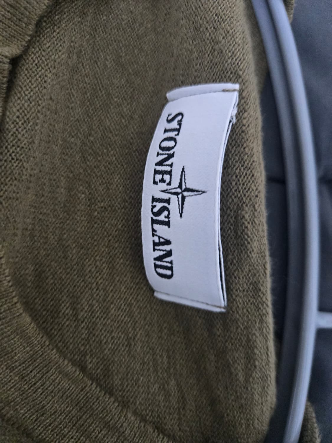 스톤아일랜드 롱슬리브 상품이미지2