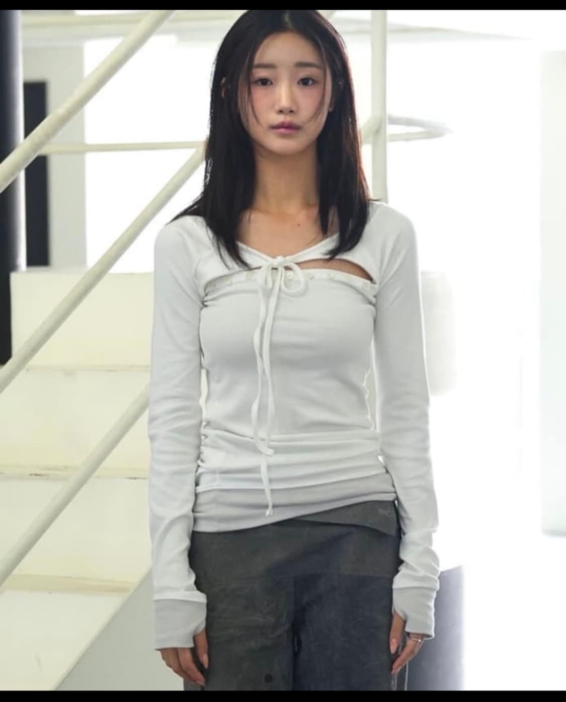 인앤양인하모니 버튼 레이어 탑 아이보리 상품이미지1