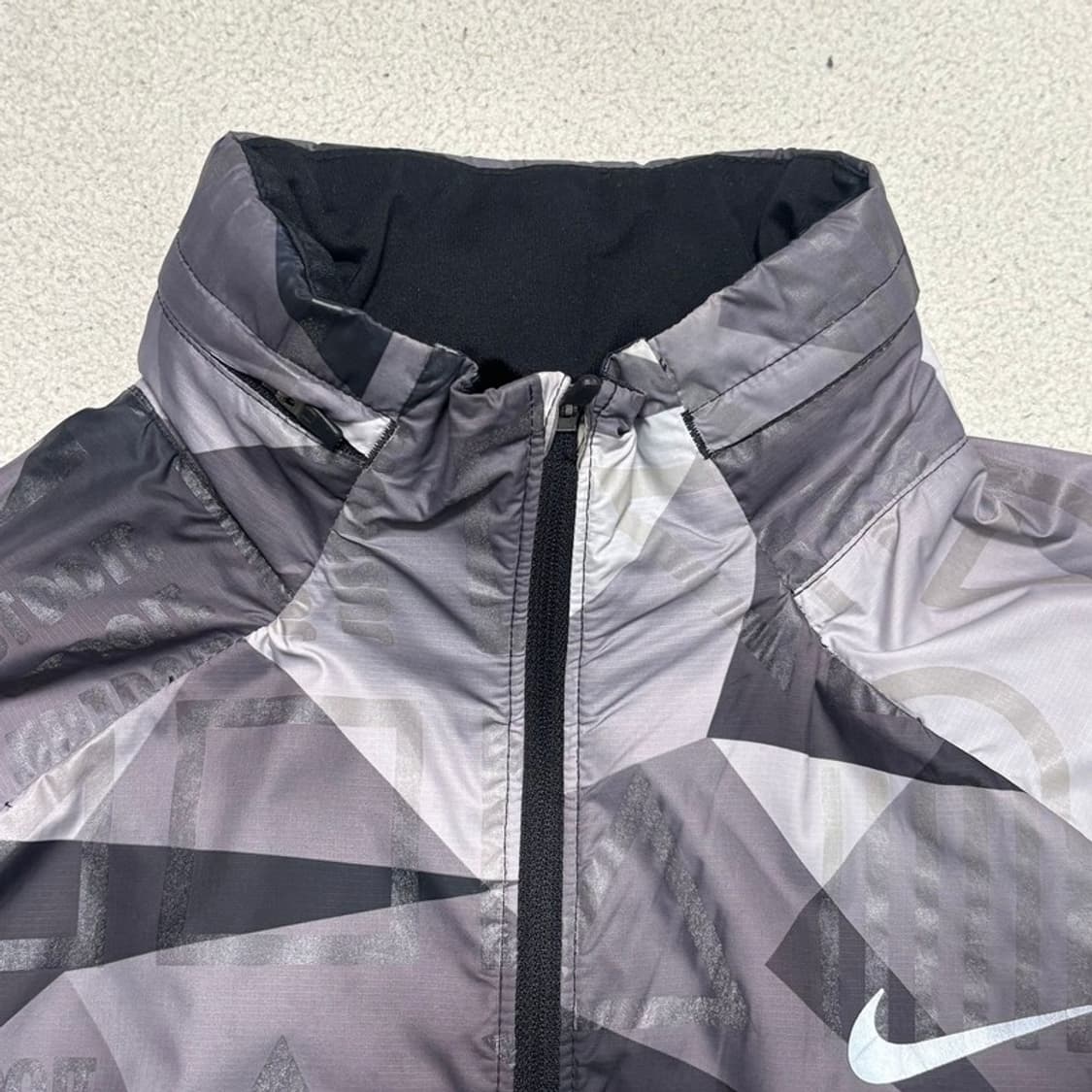 NIKE 윈드러너 자켓 그레이 L 상품이미지5