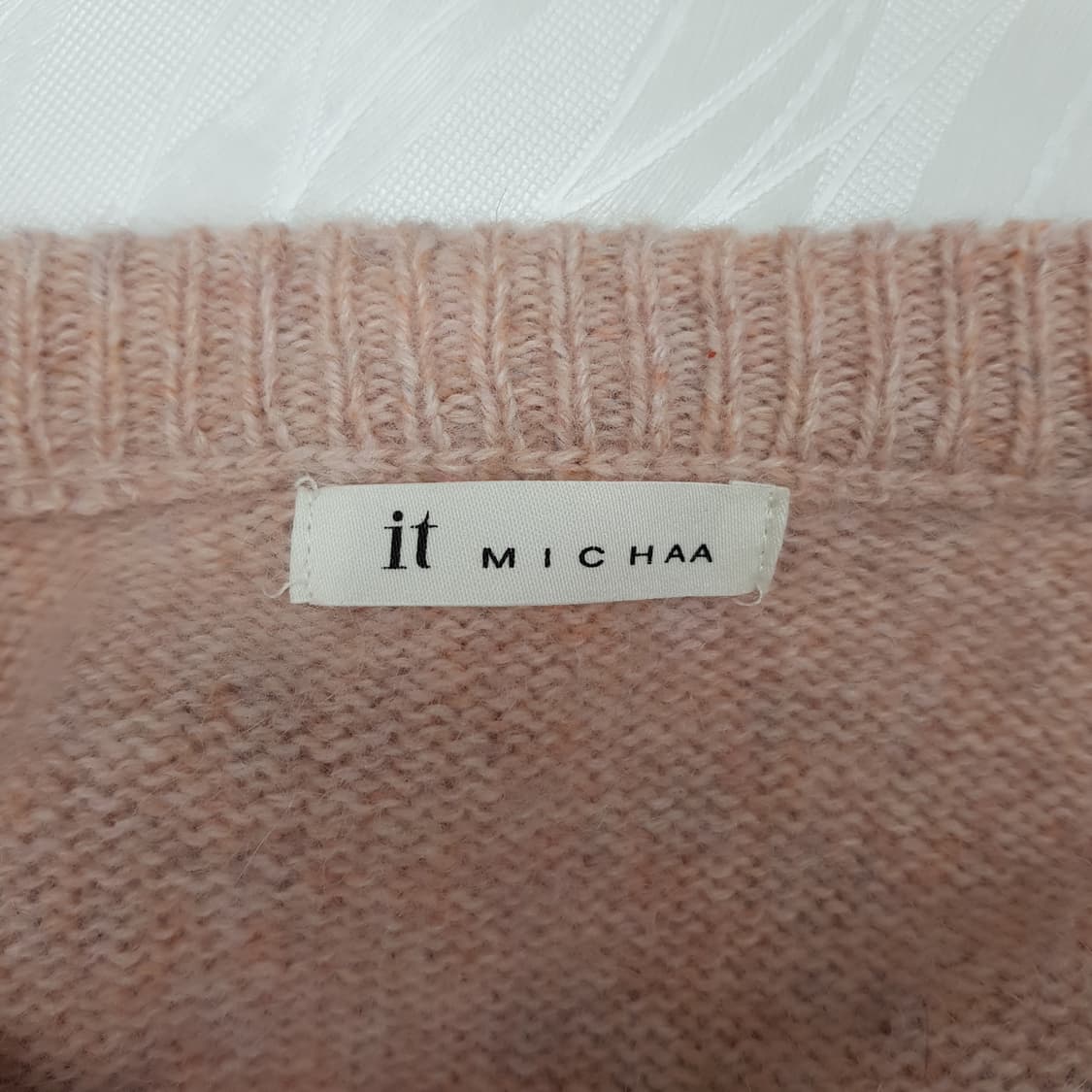 잇미샤 2024 알파카 블렌드 핑크 니트 55사이즈 상품이미지5