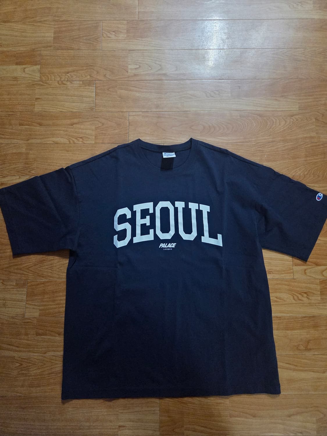 팔라스X챔피온 서울 반팔티 상품이미지1