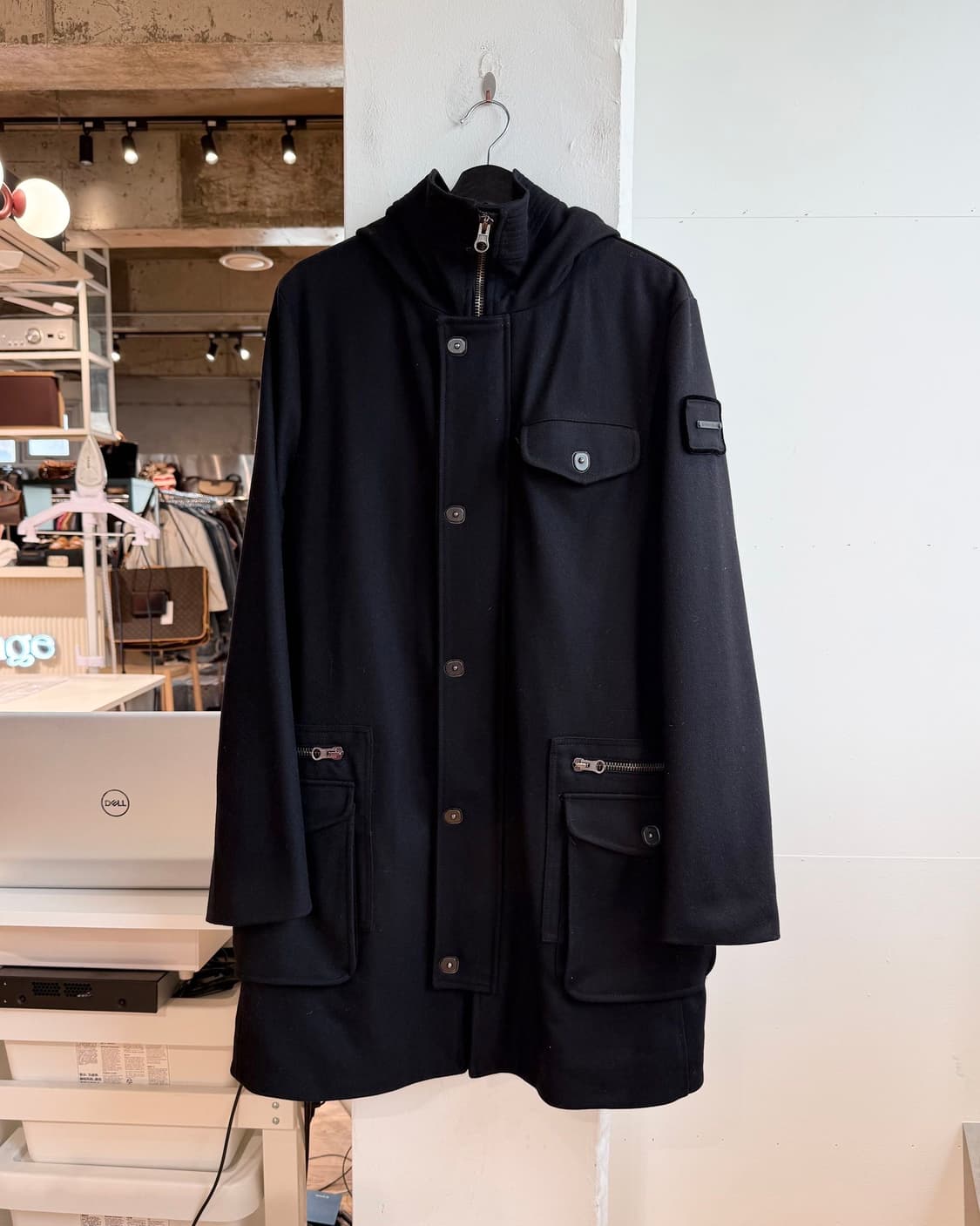 엠포리오 아르마니 블랙 울 집업 후디 롱 코트  상품이미지2