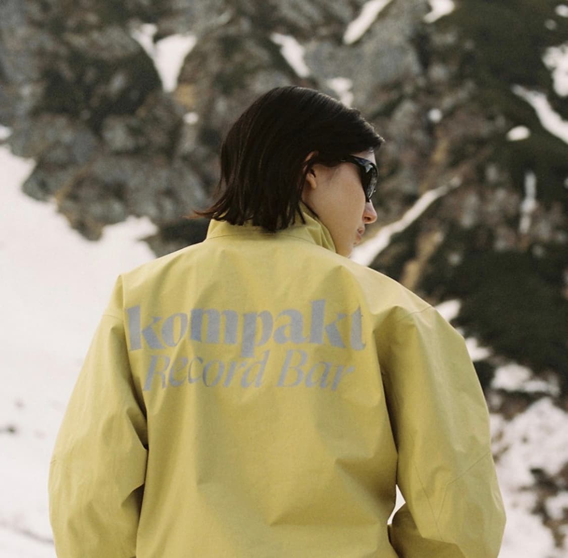 코오롱 스포츠 콜라보 콤팩트 레코드바 고어텍스 바람막이 상품이미지1