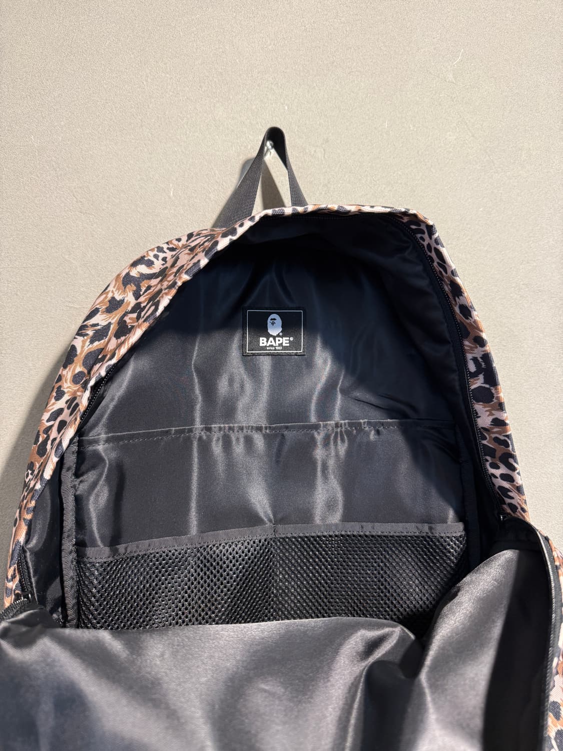 베이프 와일드 레오파드 데이팩 상품이미지7