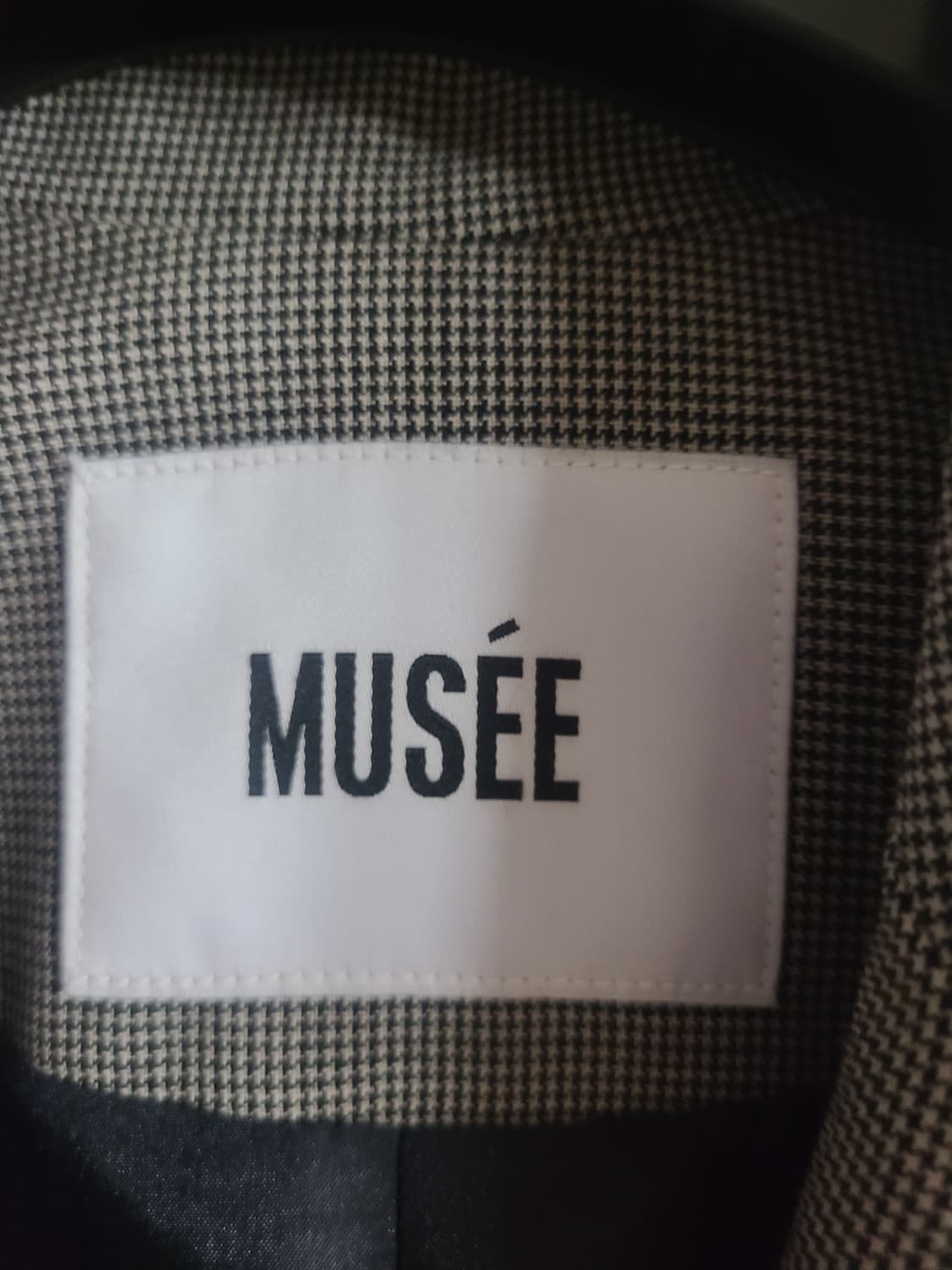 뮤제 언발란스 울100 재킷 상품이미지4