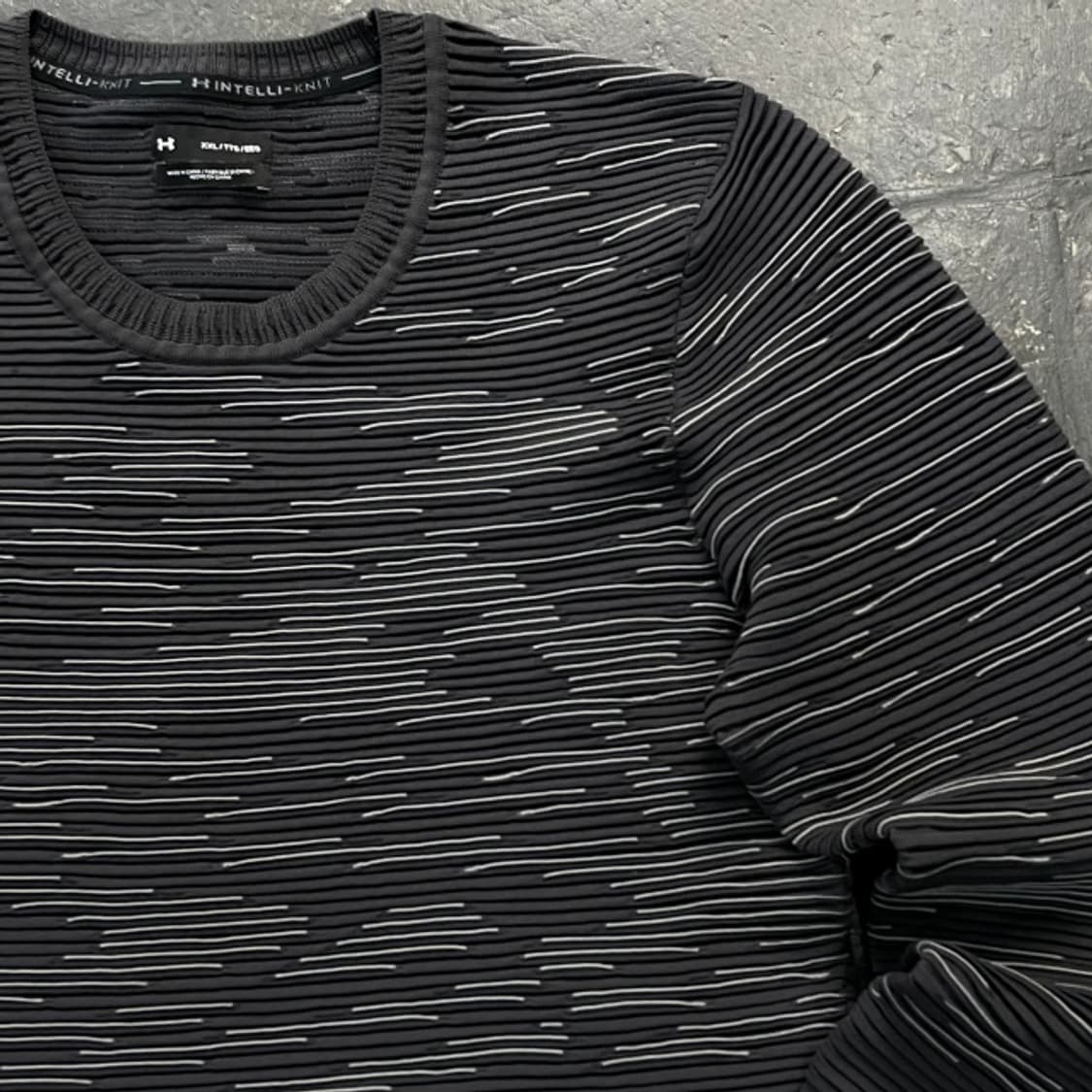 105 언더아머 인텔리니트 팬텀 니트  상품이미지2