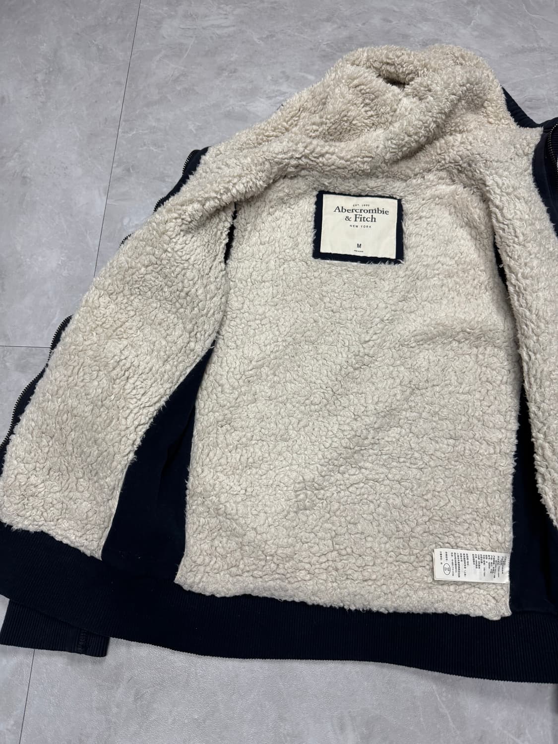 아베크롬비 상품이미지3