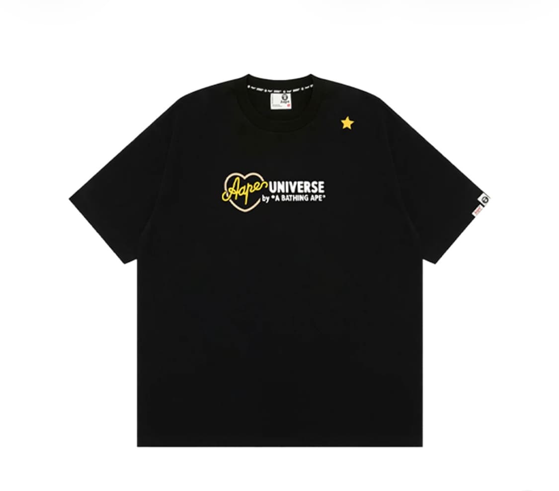 ⭐️에이프 유니버스 쇽 반팔 판매합니다⭐️ 상품이미지1