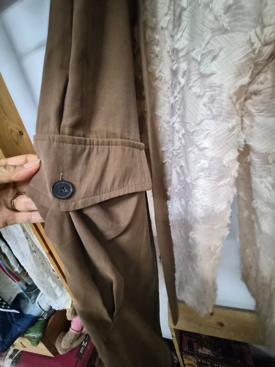 SJSJ입체 텍스처 프린지 블라우스. 카고조거팬츠 상품이미지9