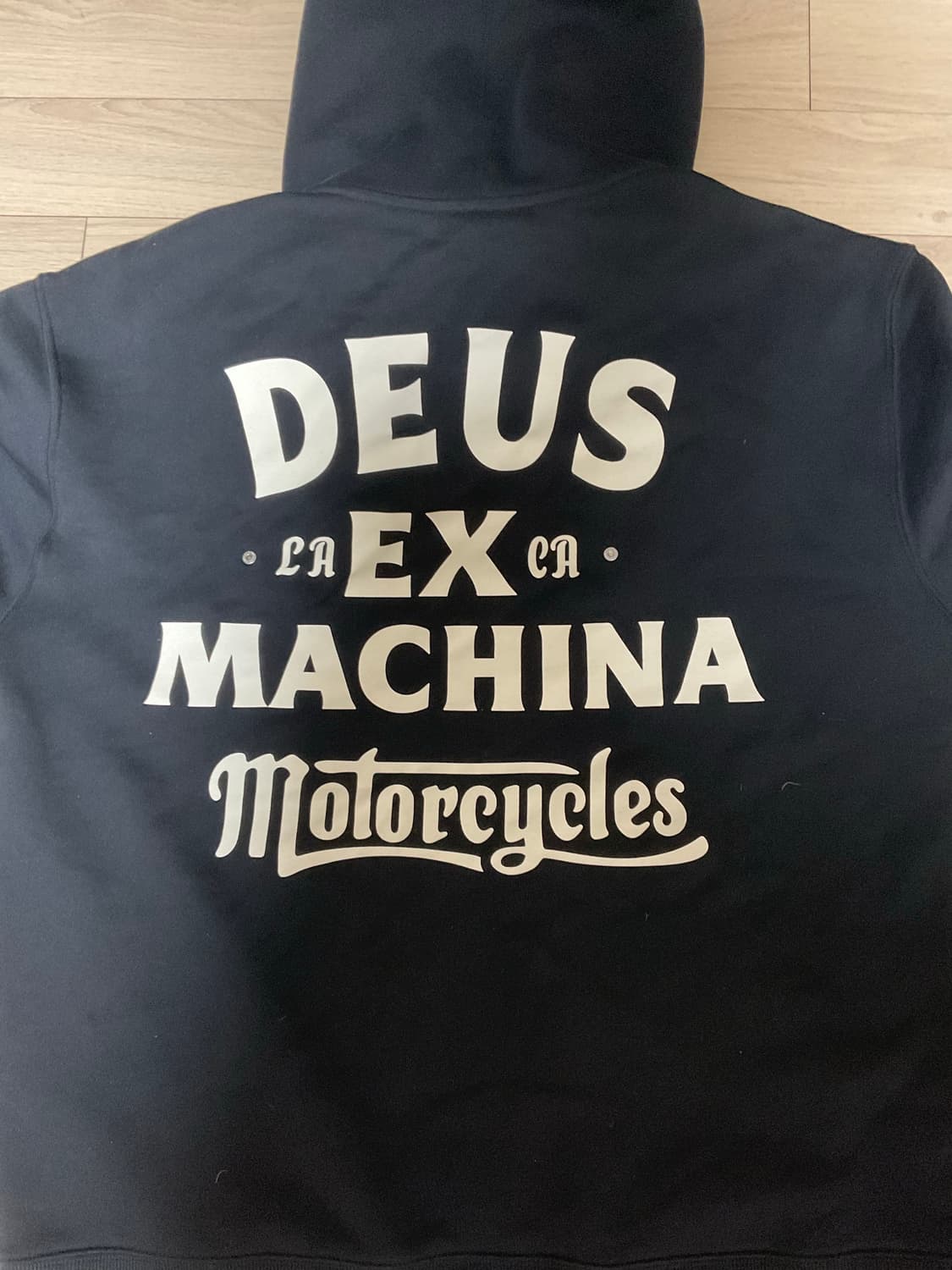 데우스 엑스 마키나 드리프터 후드집업 상품이미지3