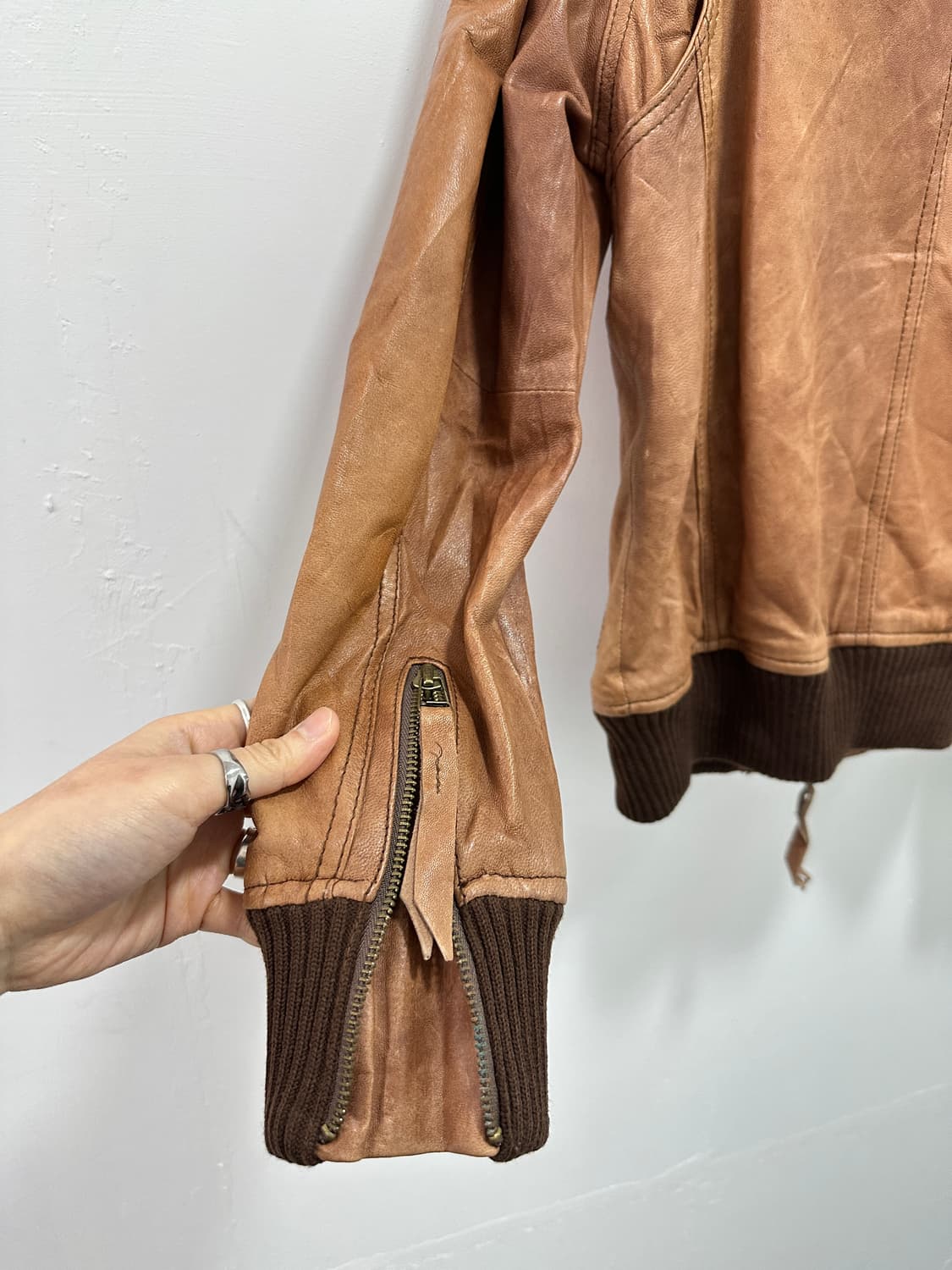 House of Blues sheepskin leather stud bl 상품이미지10