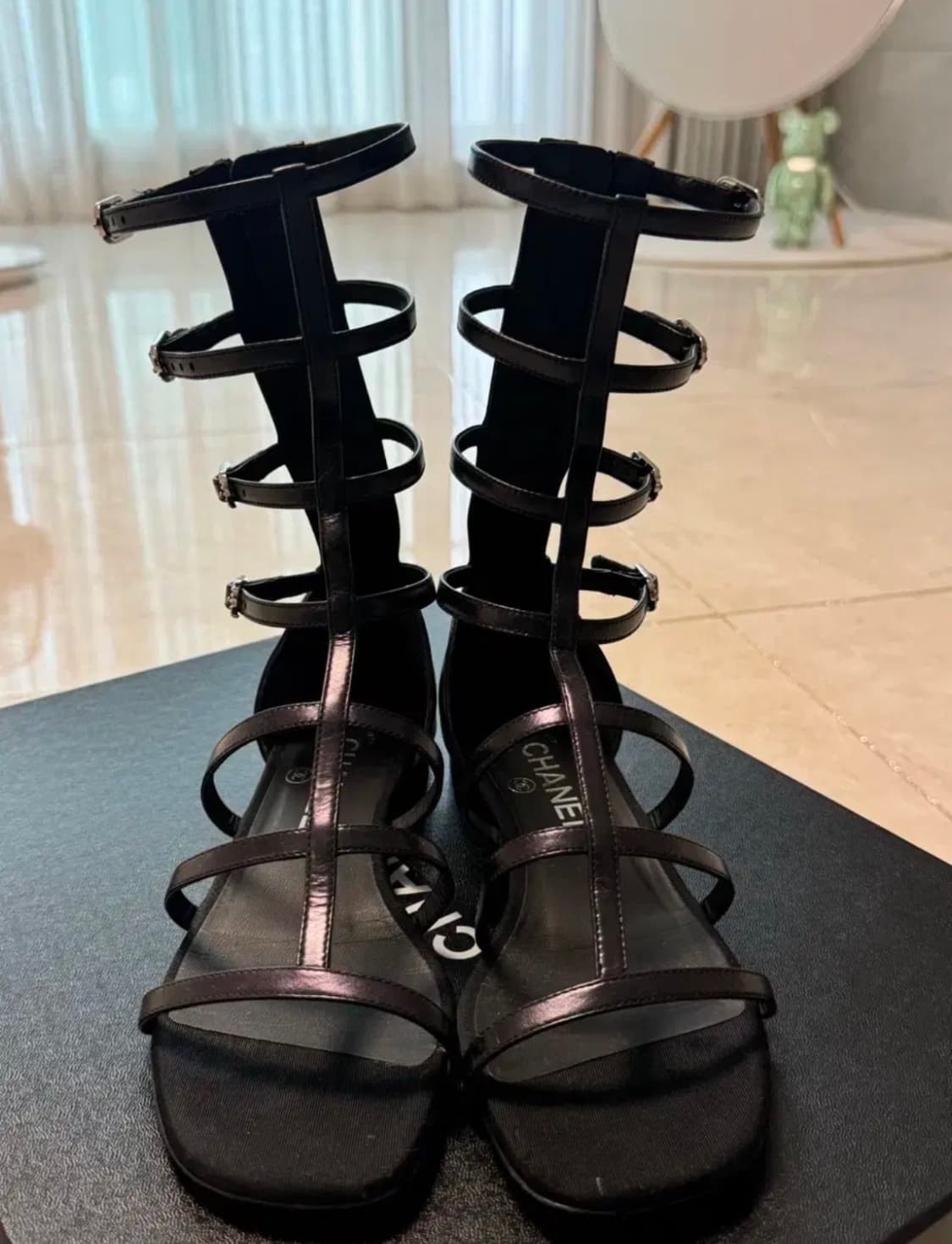 샤넬글레디에이터샌들 상품이미지1