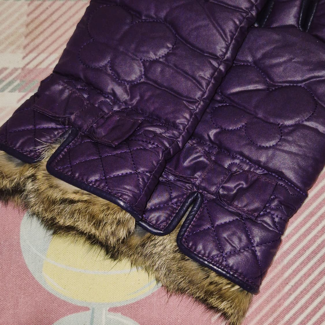 04s 안나수이 퍼플 나비 패디드 레더 장갑 상품이미지7