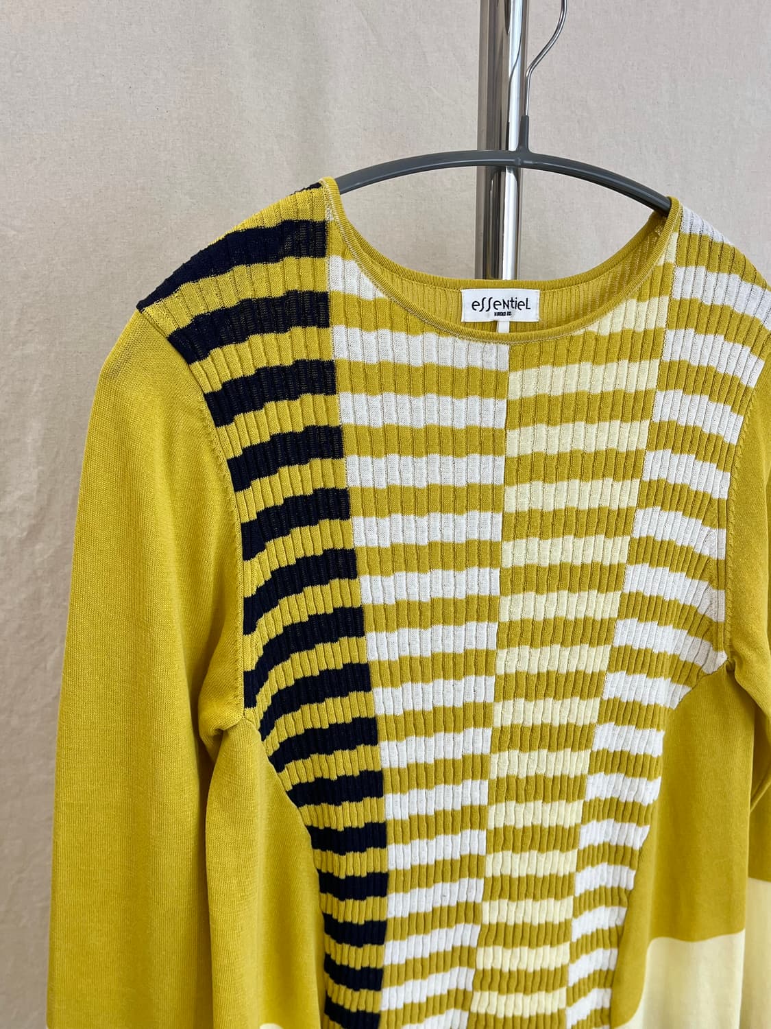 Hiroko Bis Striped Knit 상품이미지5